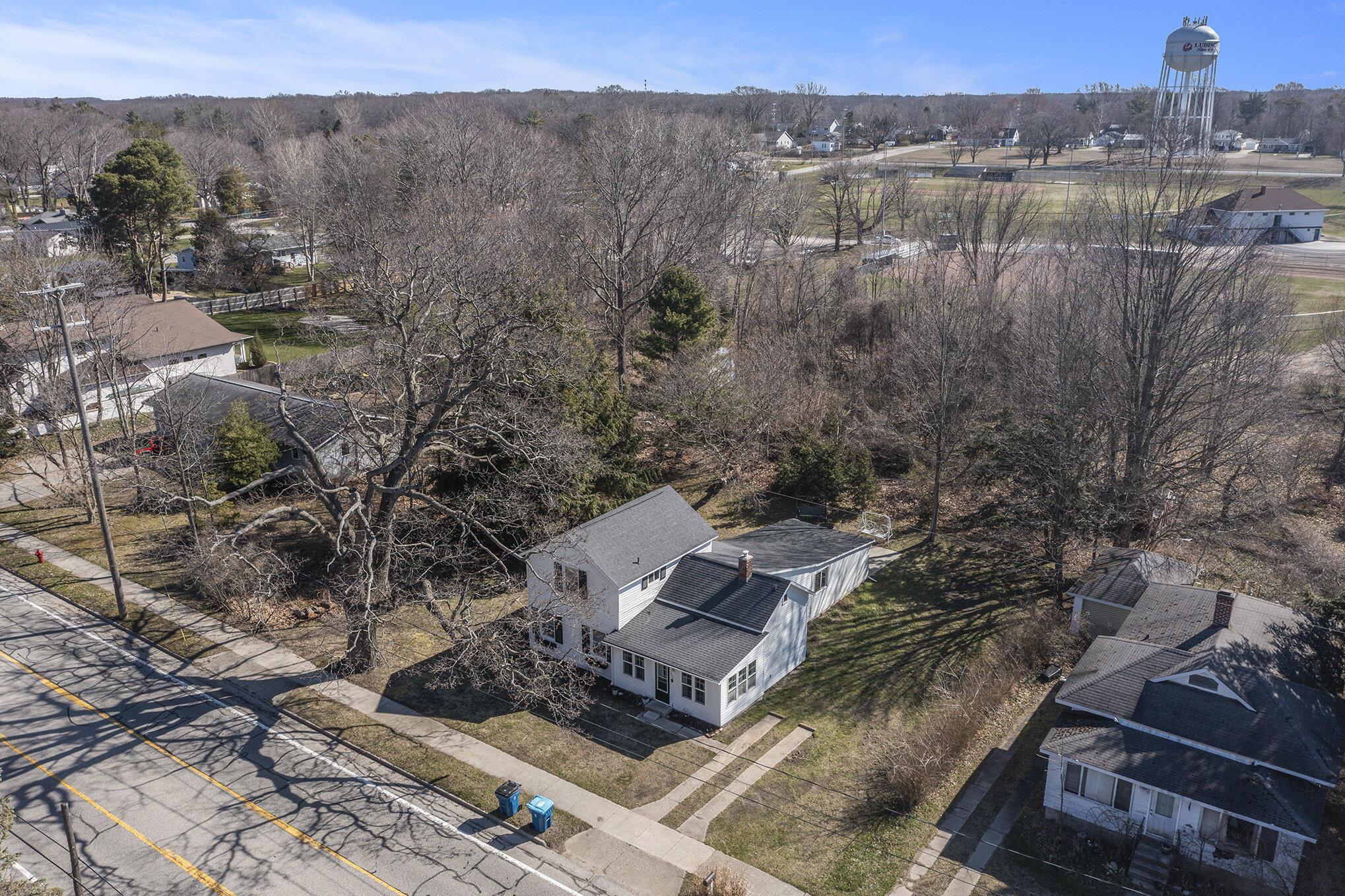 Image 2: 001_dji_0748