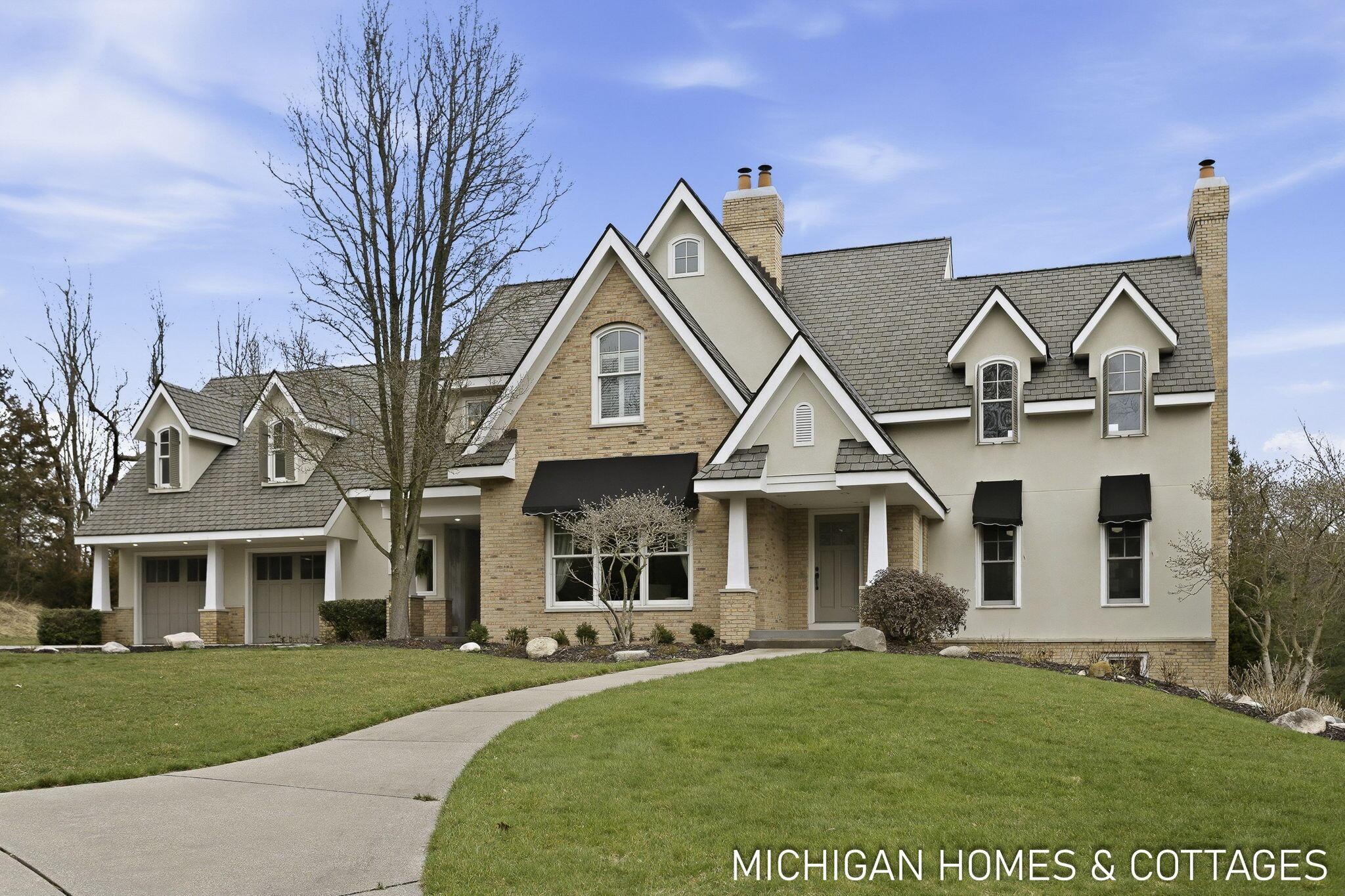 Image 4: 1-web-or-mls-5484-lakeshore-ave