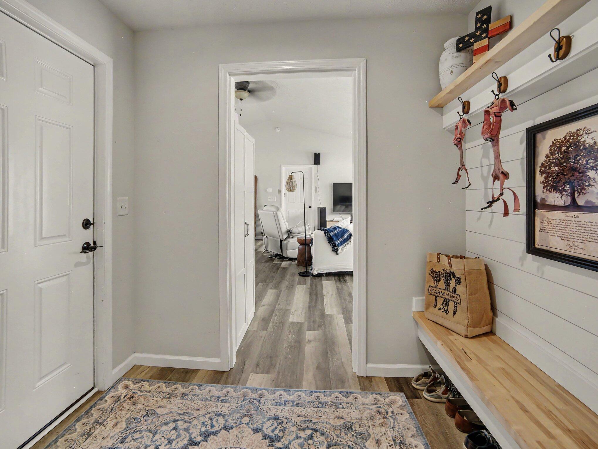 Image 3: 3970 Destiny Dr