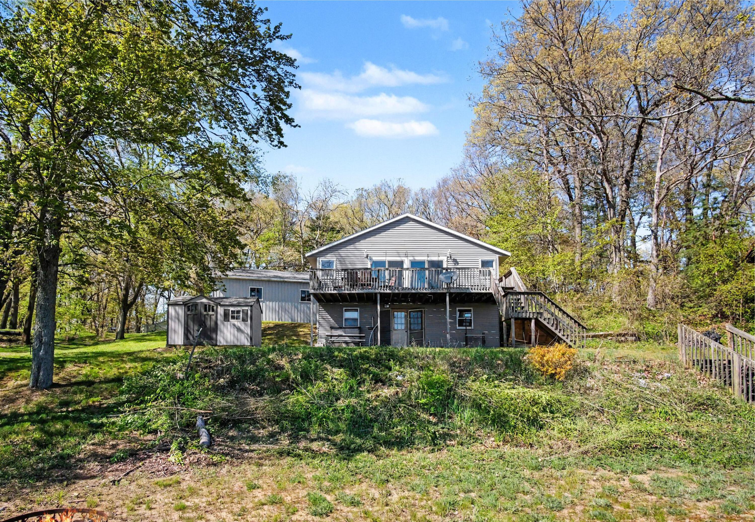 Image 1: Lake side of house 2