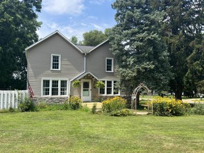 2106 Forest Drive