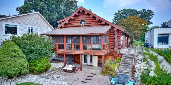 1601 Westwind Court