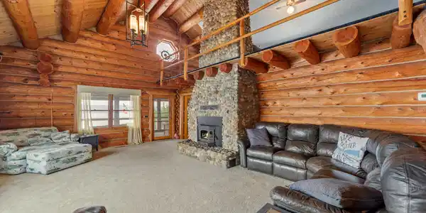Image 4: 1601 Westwind MLS Size (14 of 74)