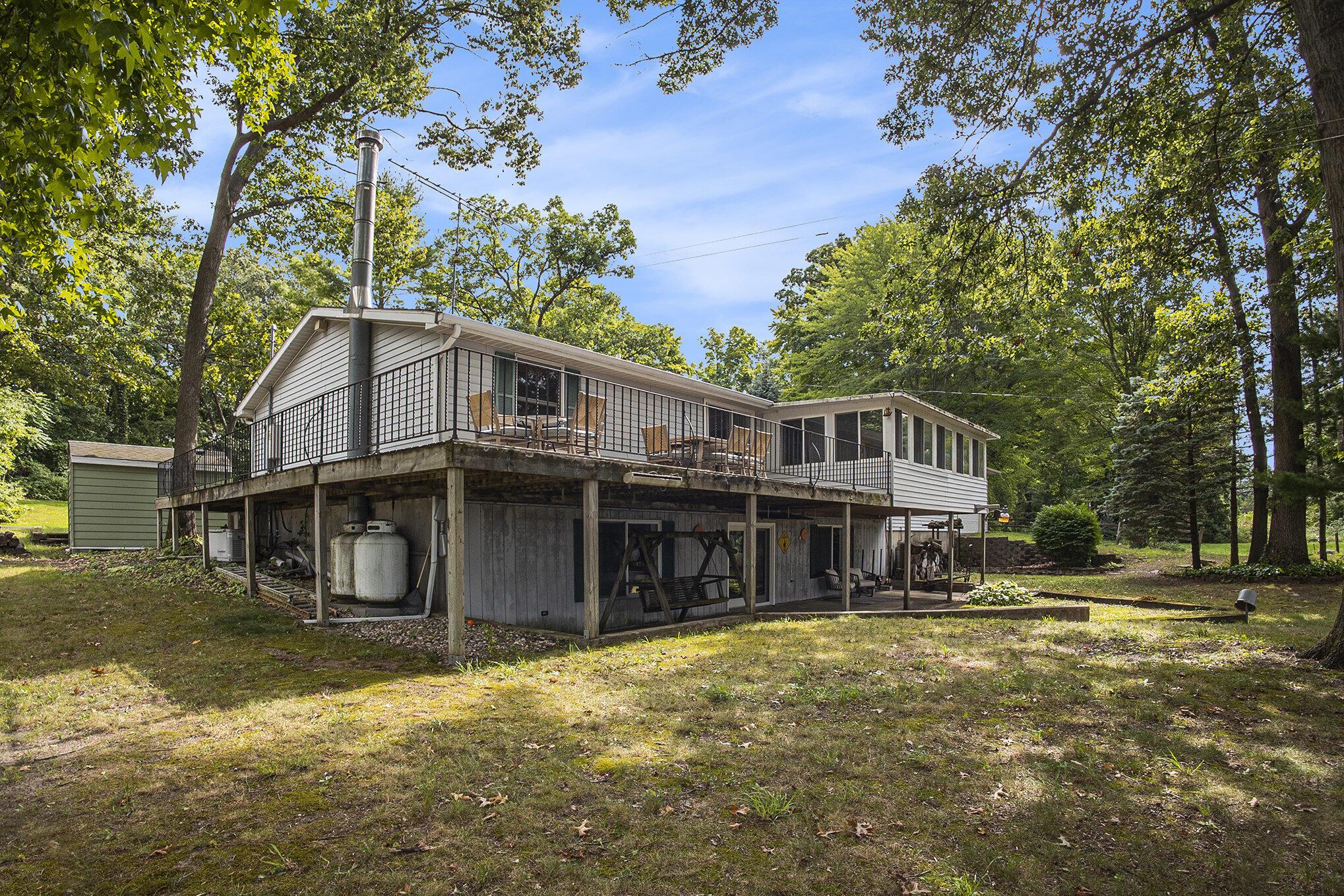 Image 4: 60053 E Oak-Lake Side