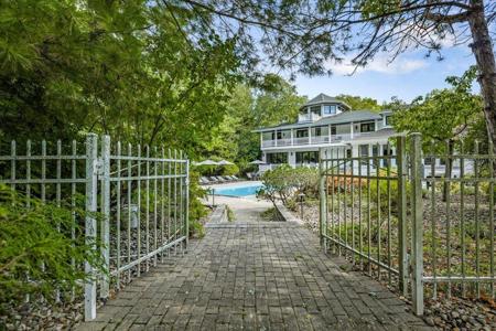 50111 Deer Park Drive