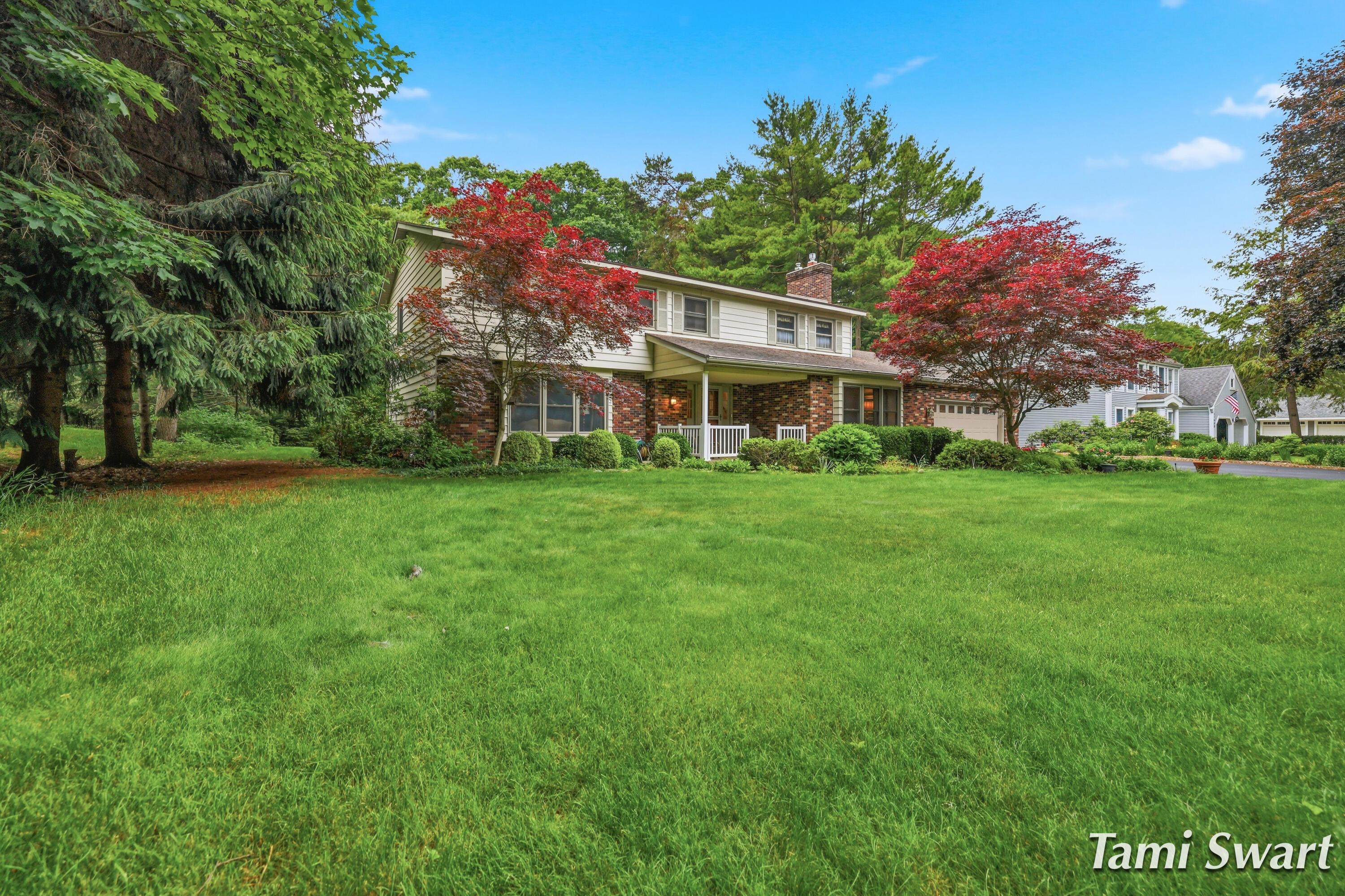 Image 2: 17484_beech_hill_dr_003
