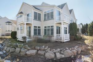 72 Brookharbor S