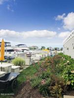 304 Peninsula - E / Moorings