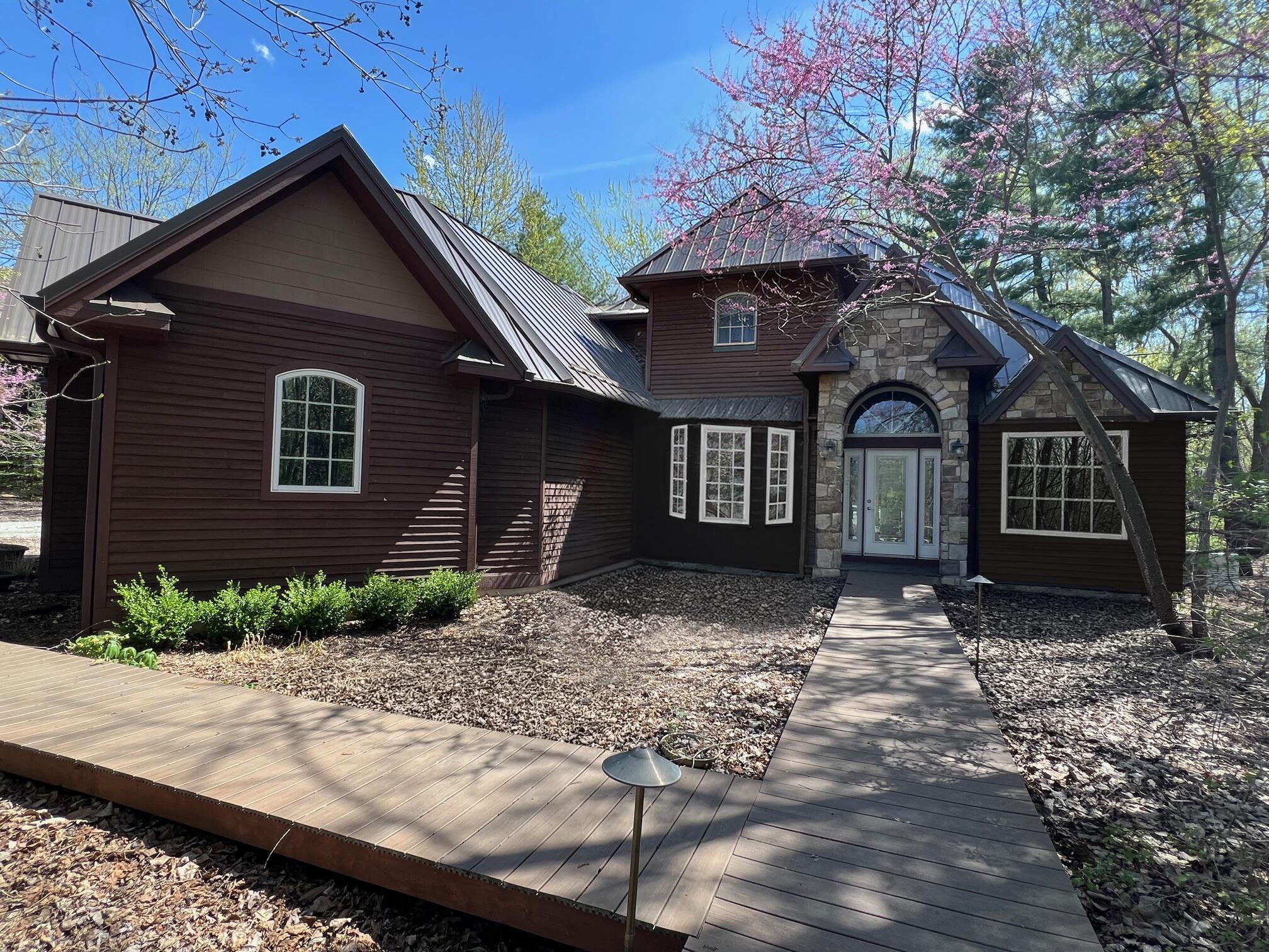 Image 1: Welcome to 5650 Lily Lane