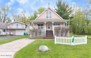 50627 Maple Island Road