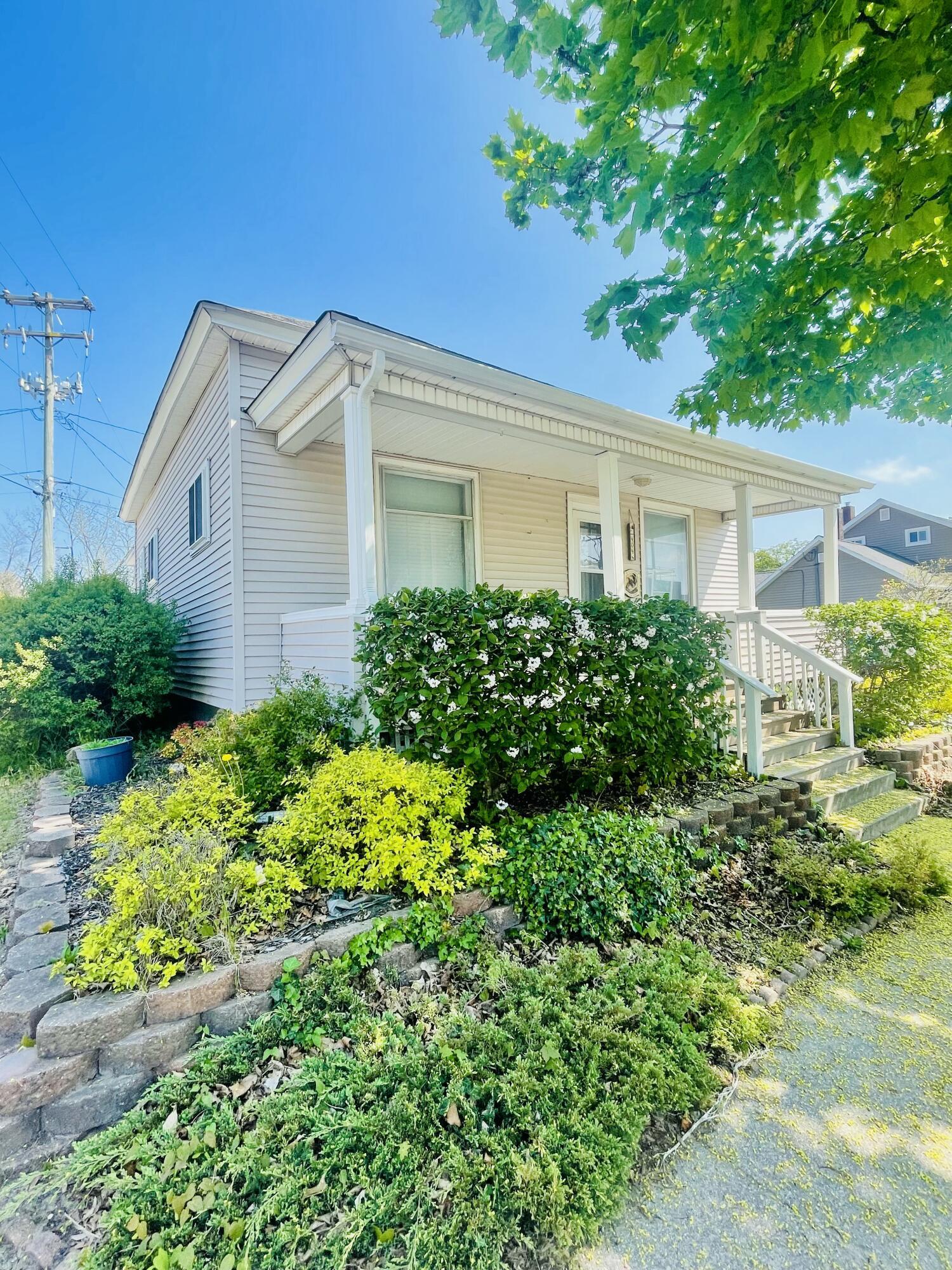 Image 2: FullSizeRender