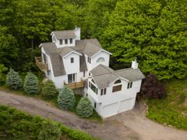 6973 Lakeshore Drive