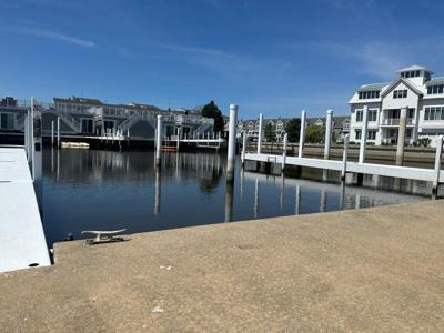 261 Peninsula Drive