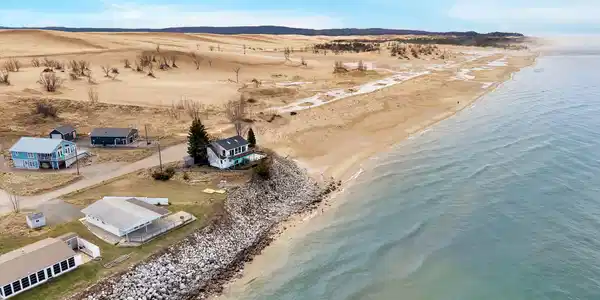 Image 4: 11-DJI_20260414113314_0854_D