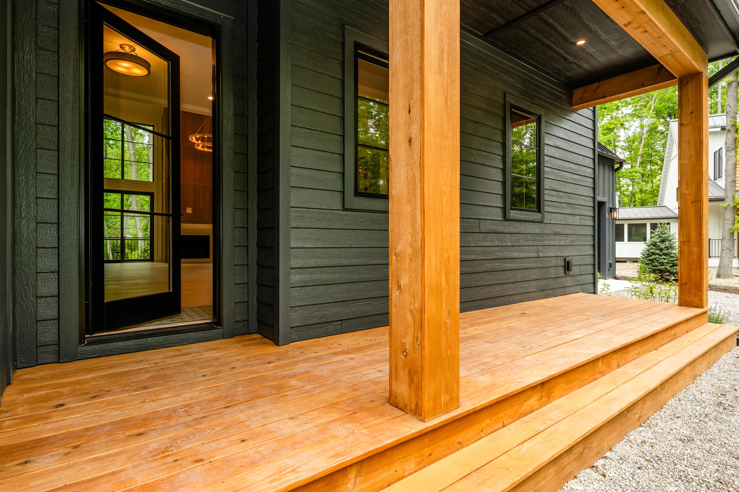 Image 4: stones throw-104