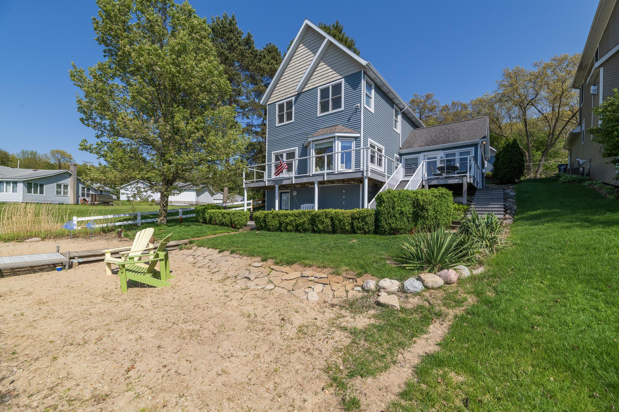 Image 2: 1401 E Crooked Lake-48