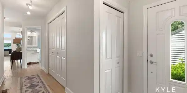 Image 3: Hallway