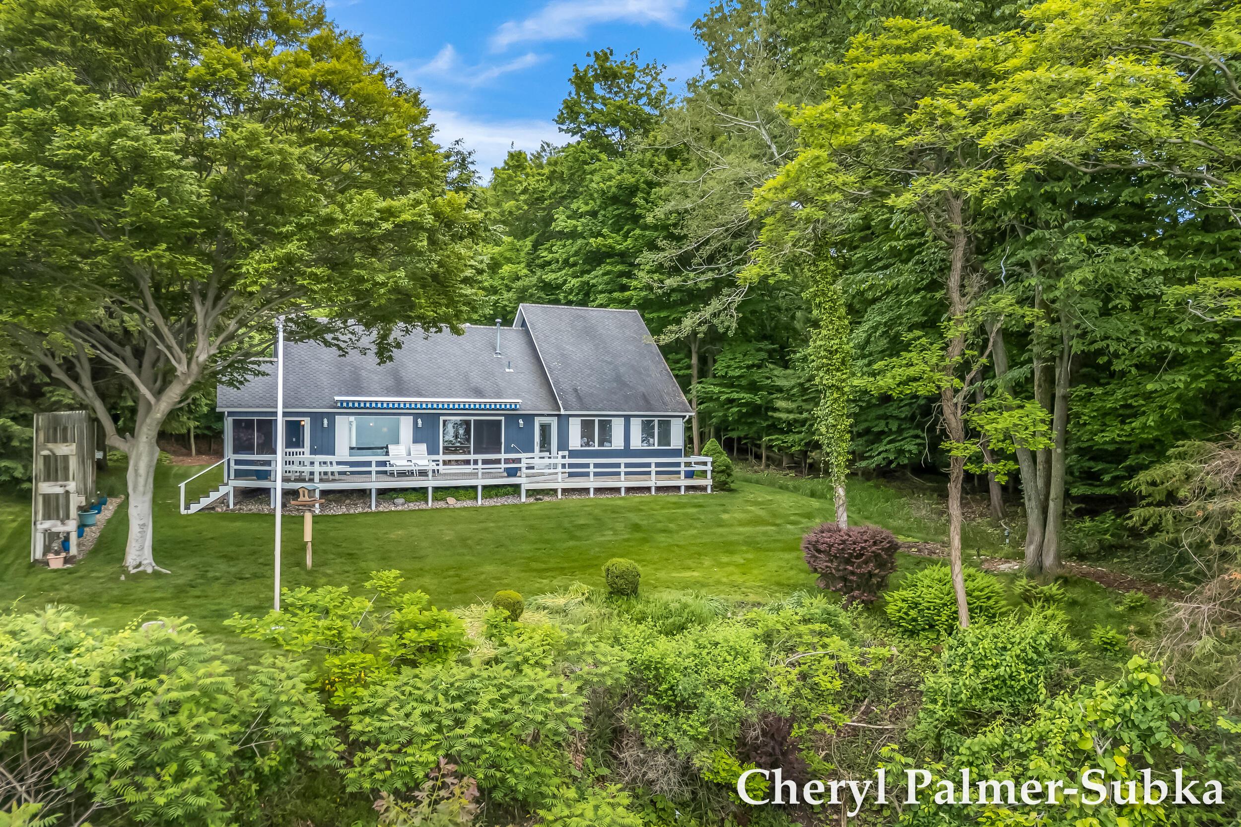 Image 3: 8409 chuckanut dr-39