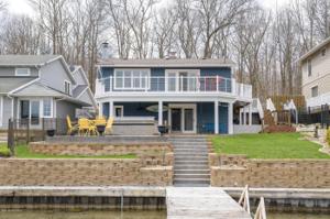395 S Gull Lake Drive