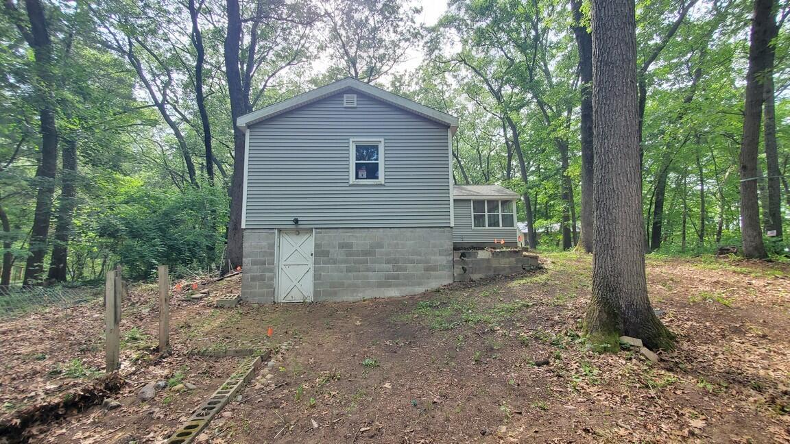 Image 3: REAR
