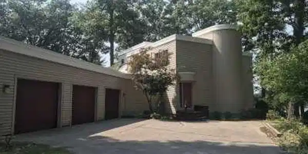 510 Lake Drive