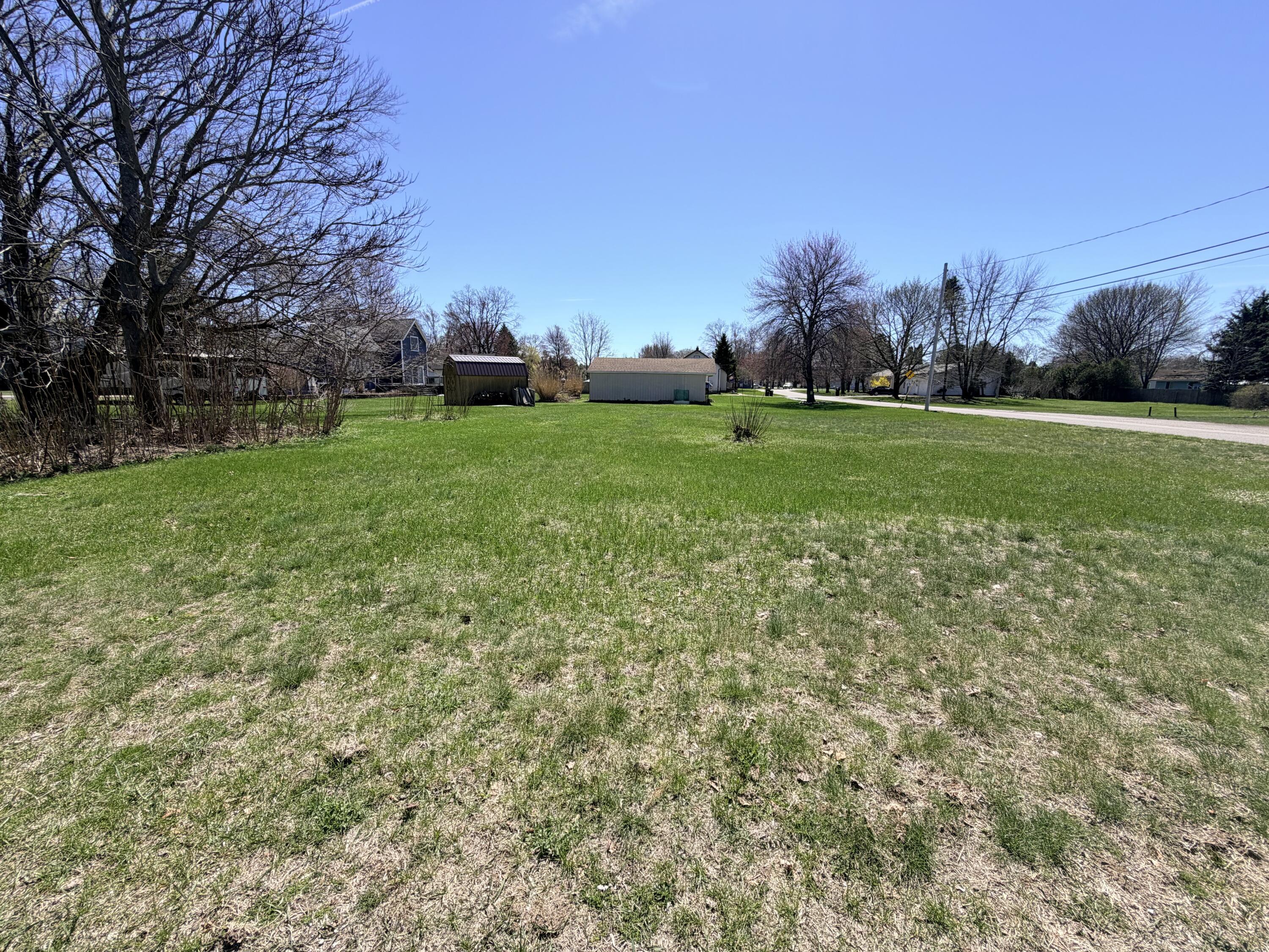 Image 3: Vacant Land Third St