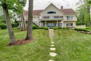 7151 Beechwood Point
