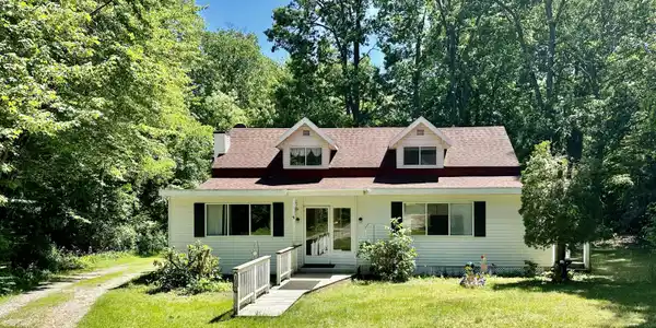 1075 Dykstra Road