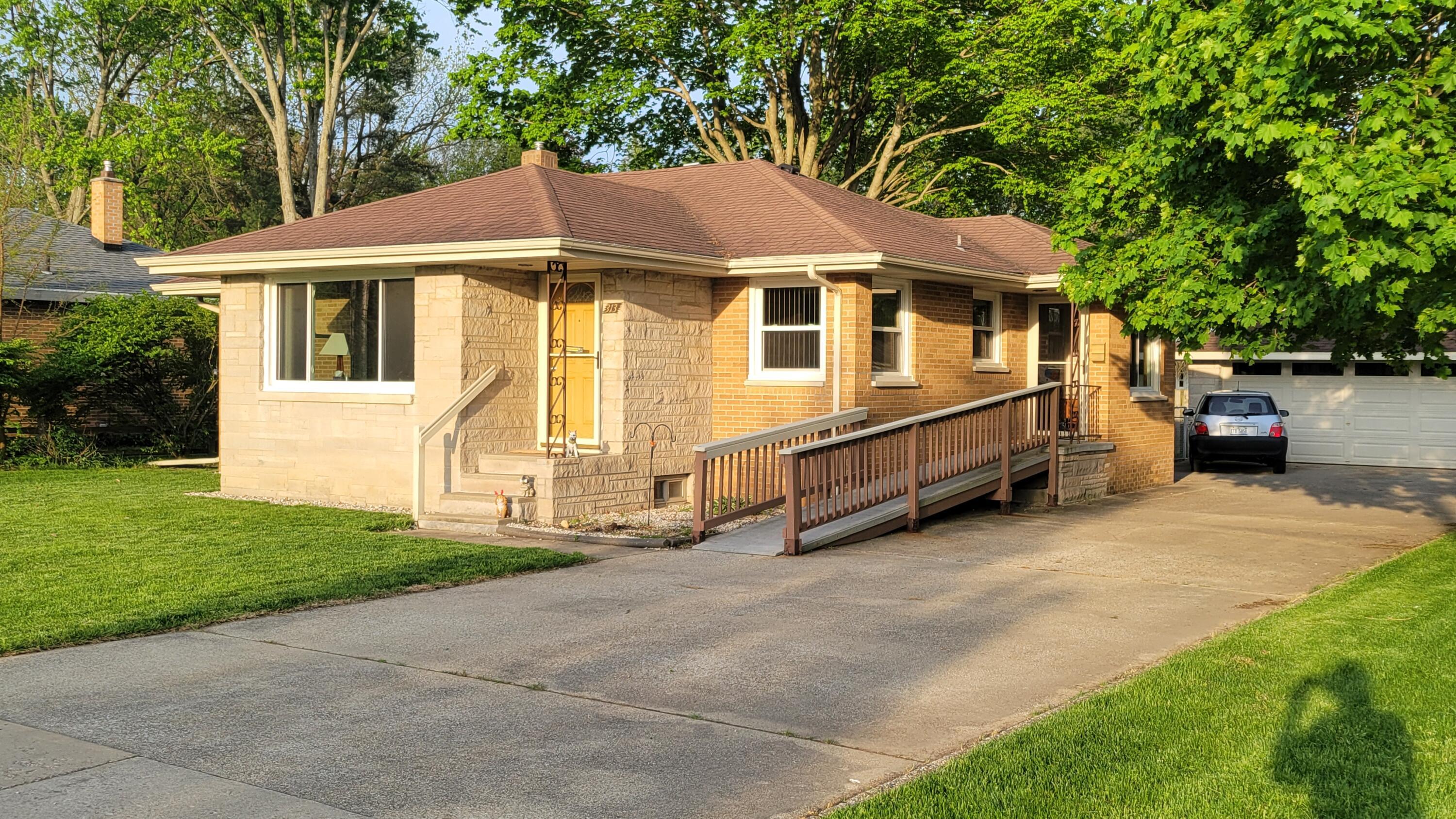 Image 1: Welcome Home to 313 Hazen Street