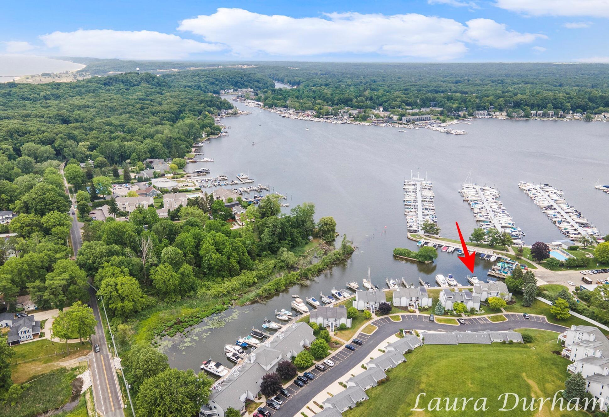 Image 1: LJD042_dji_0005_17888