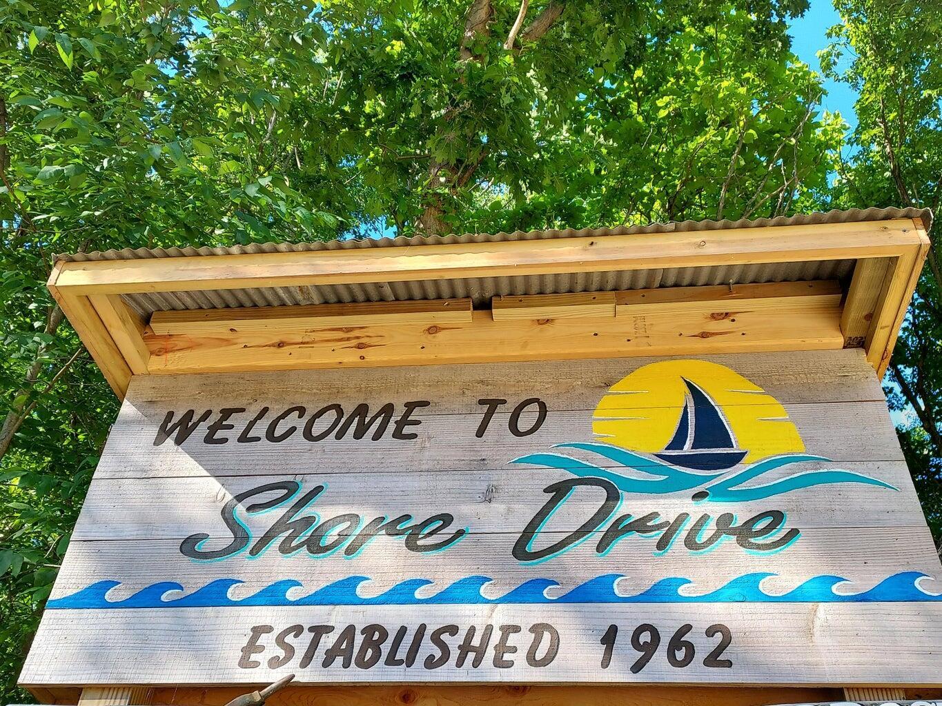 Image 4: Shore Dr Sign
