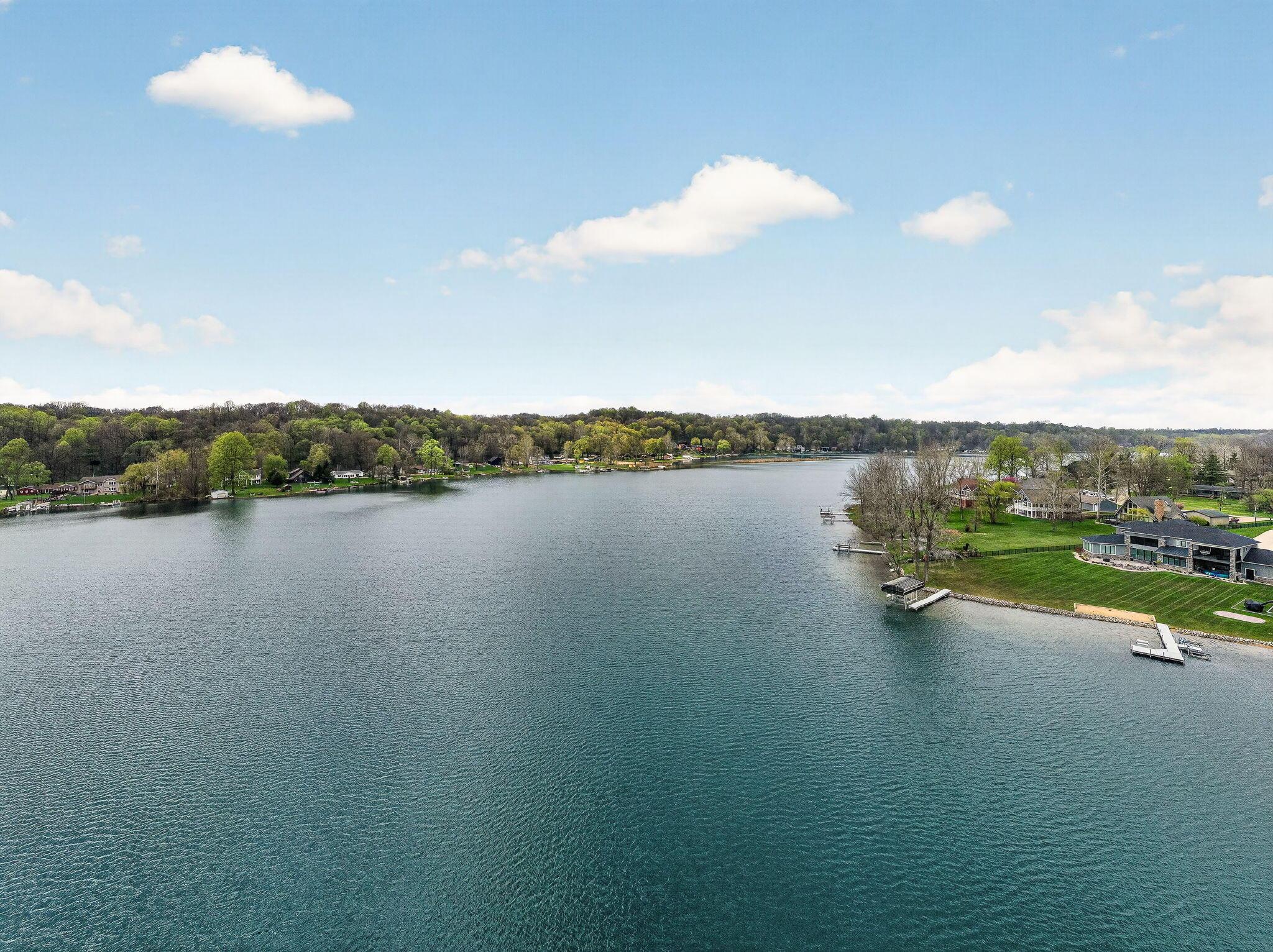 Image 4: 289 acre all sports