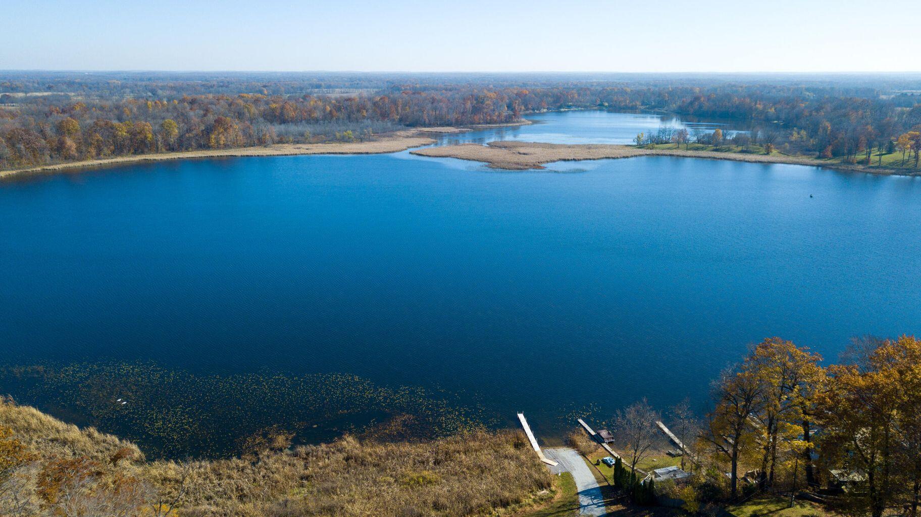 Image 3: lake