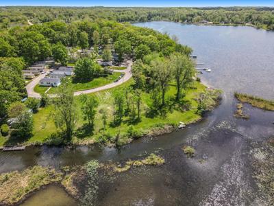 277 Lakeside Drive