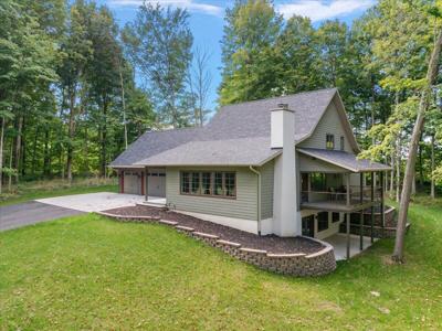 8806 Lakewood Trail