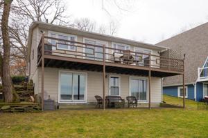 829 Lakeview Drive
