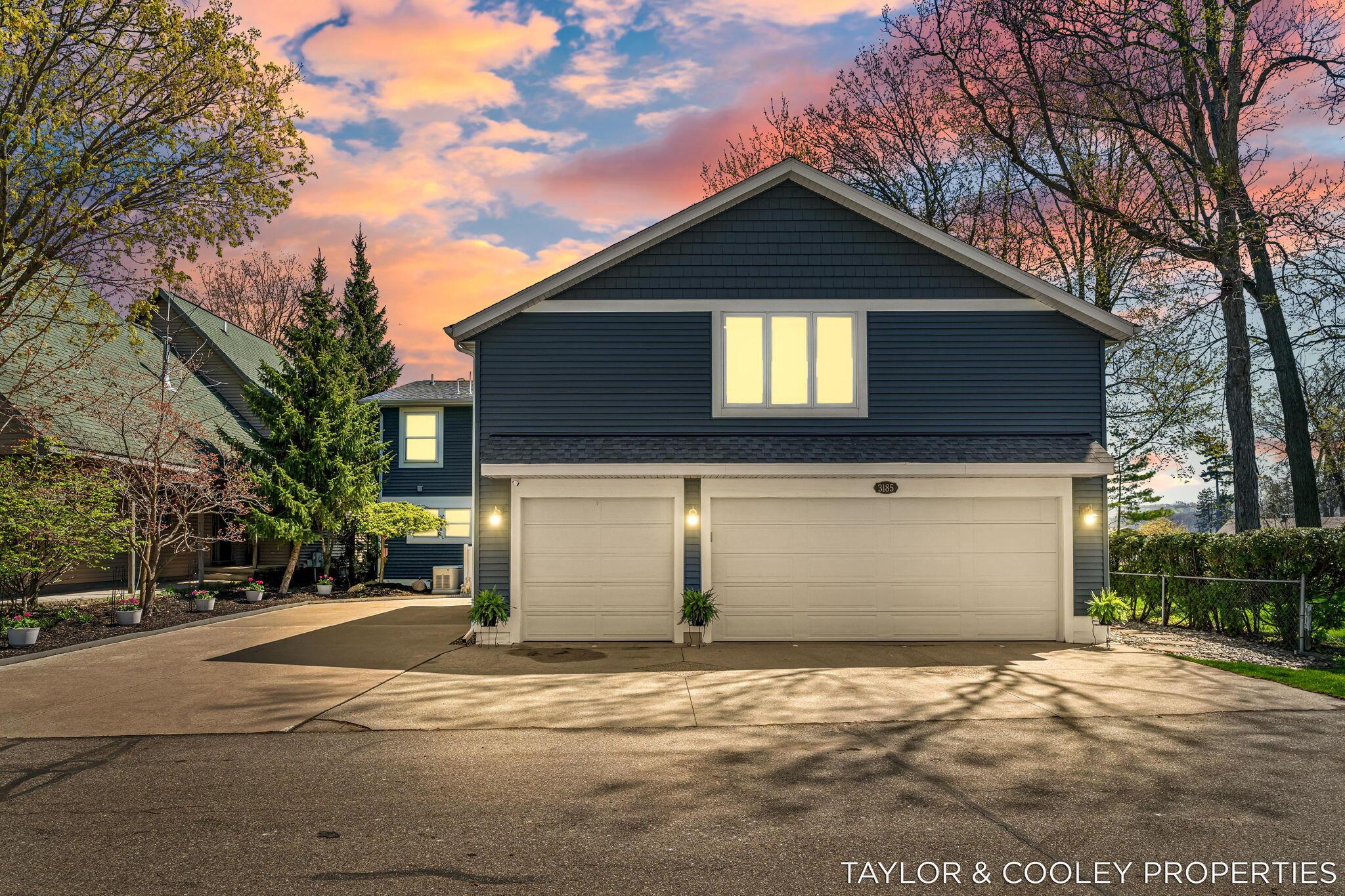 Image 4: 2-web-or-mls-Project_20260420_5690_VT