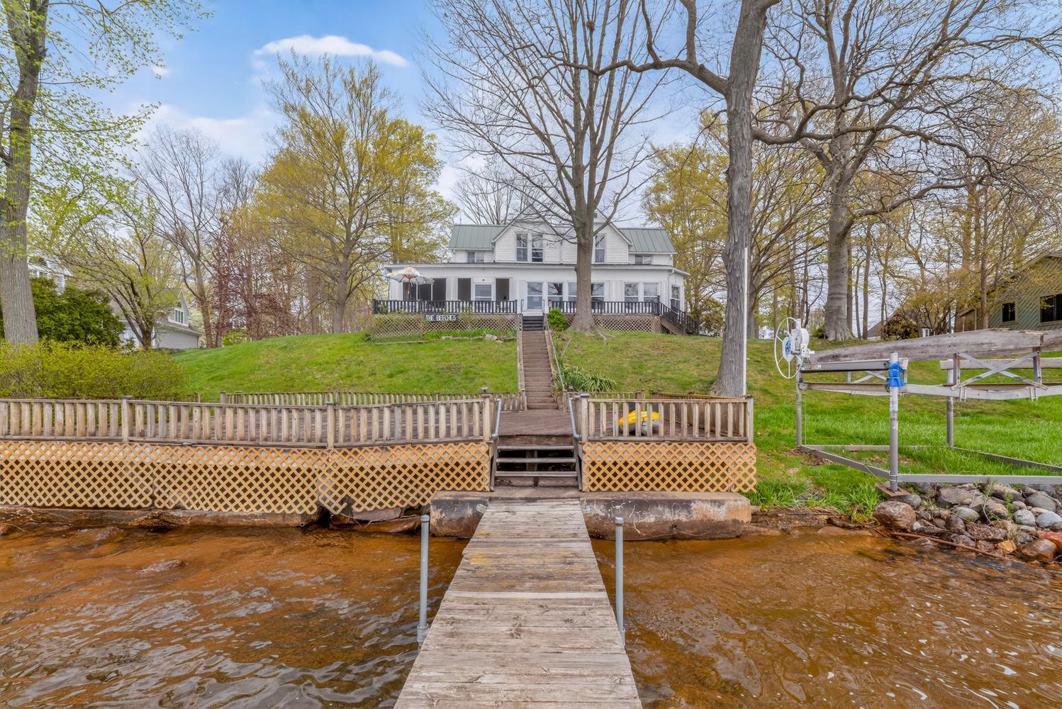 Image 2: 61305 Crooked Creek Rd-large-002-062-All