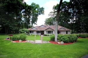 12065 Red Bud Trail