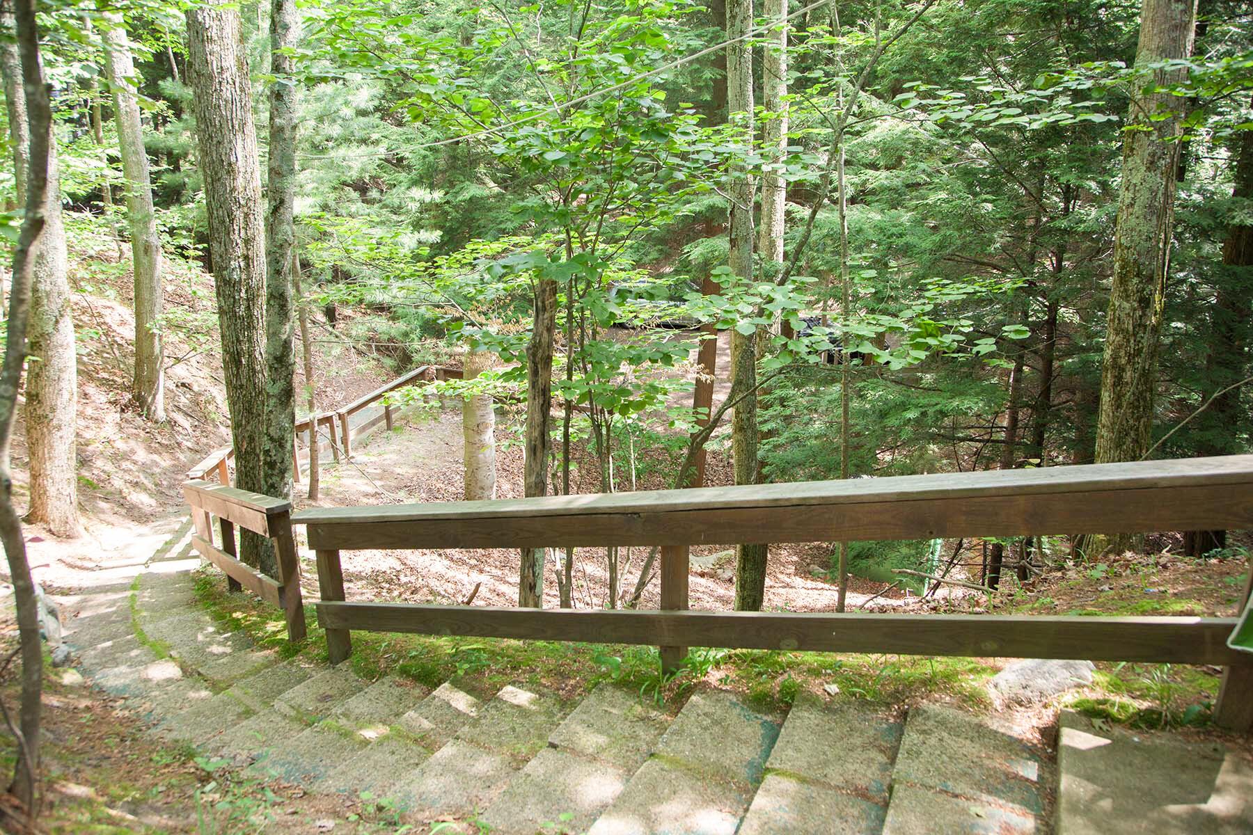 Image 4: Stairs