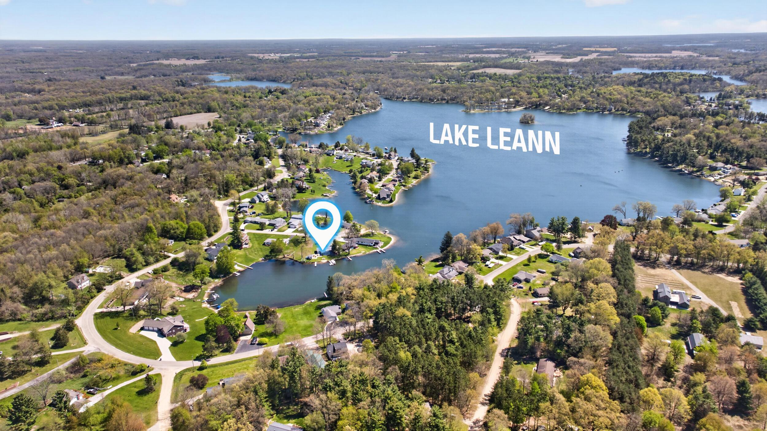 Image 4: 64_11640 cedar ct jerome mi - 0009