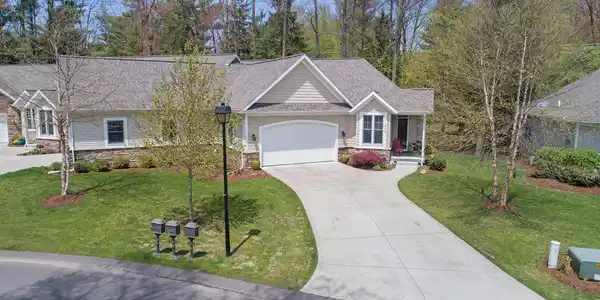 16440 Springvale Court