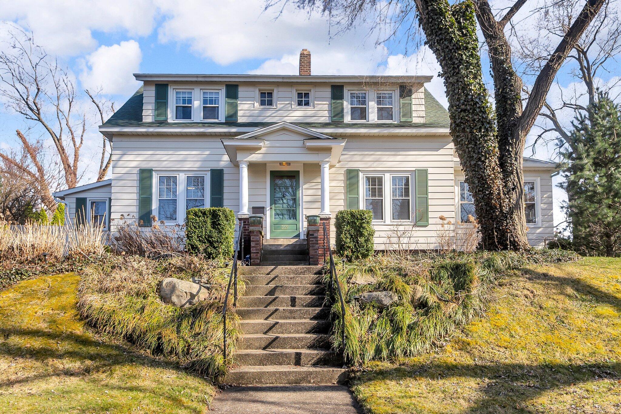 Image 1: Welcome to 269 Ridgeway St, St. Joseph