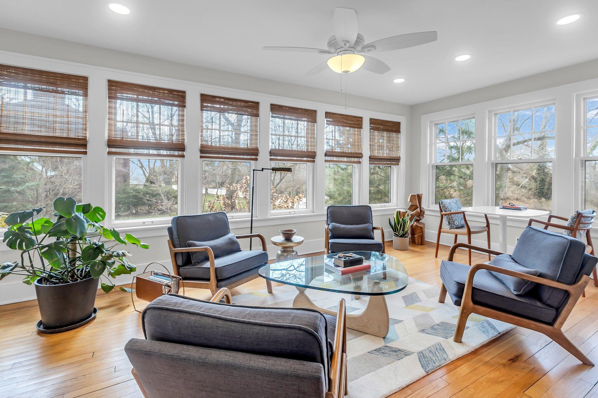 Image 3: 269 Ridgeway St, St. Joseph, MI 49085