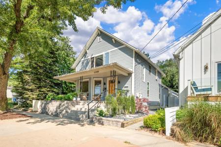 1105 Lions Park Drive