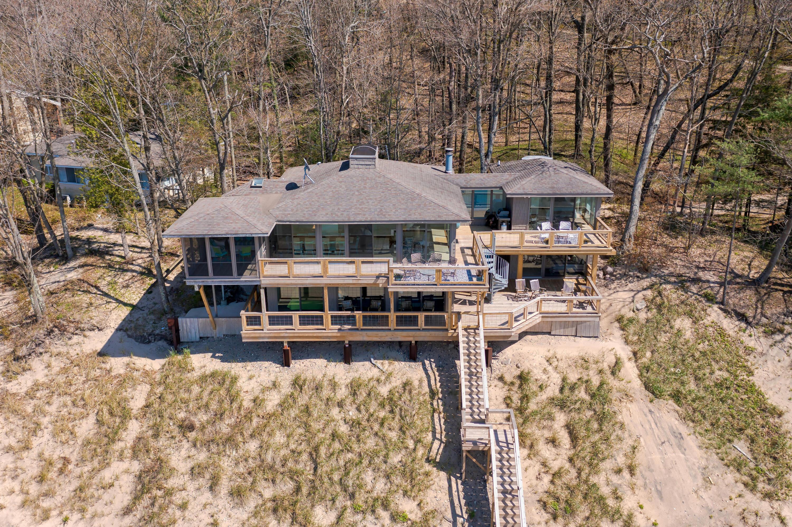 Image 2: 80132 Linden Hills-37-Edit
