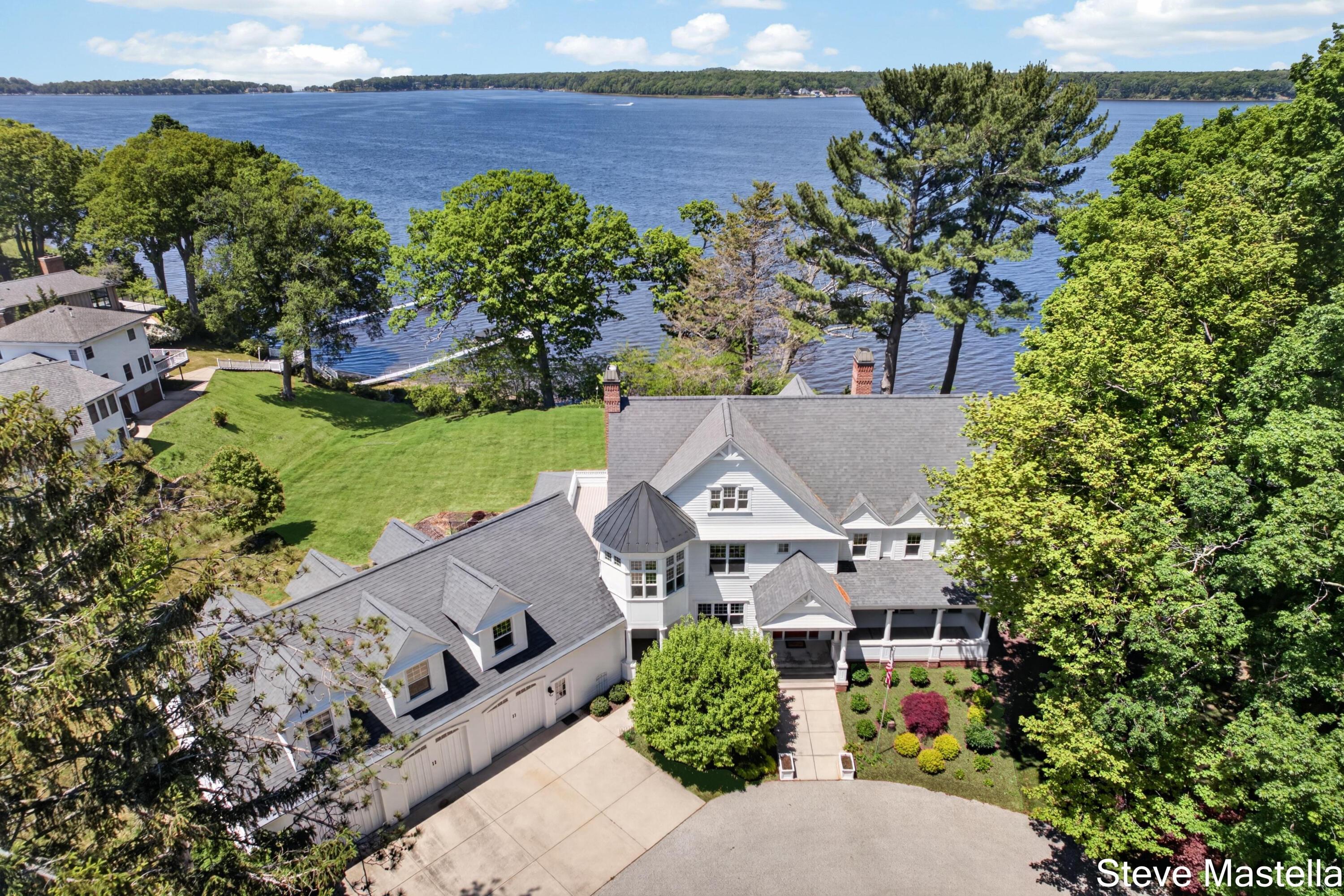 Image 3: 5592 South Shore Drive Exterior (MLS Siz