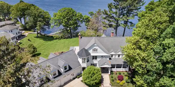 Image 3: 5592 South Shore Drive Exterior (MLS Siz