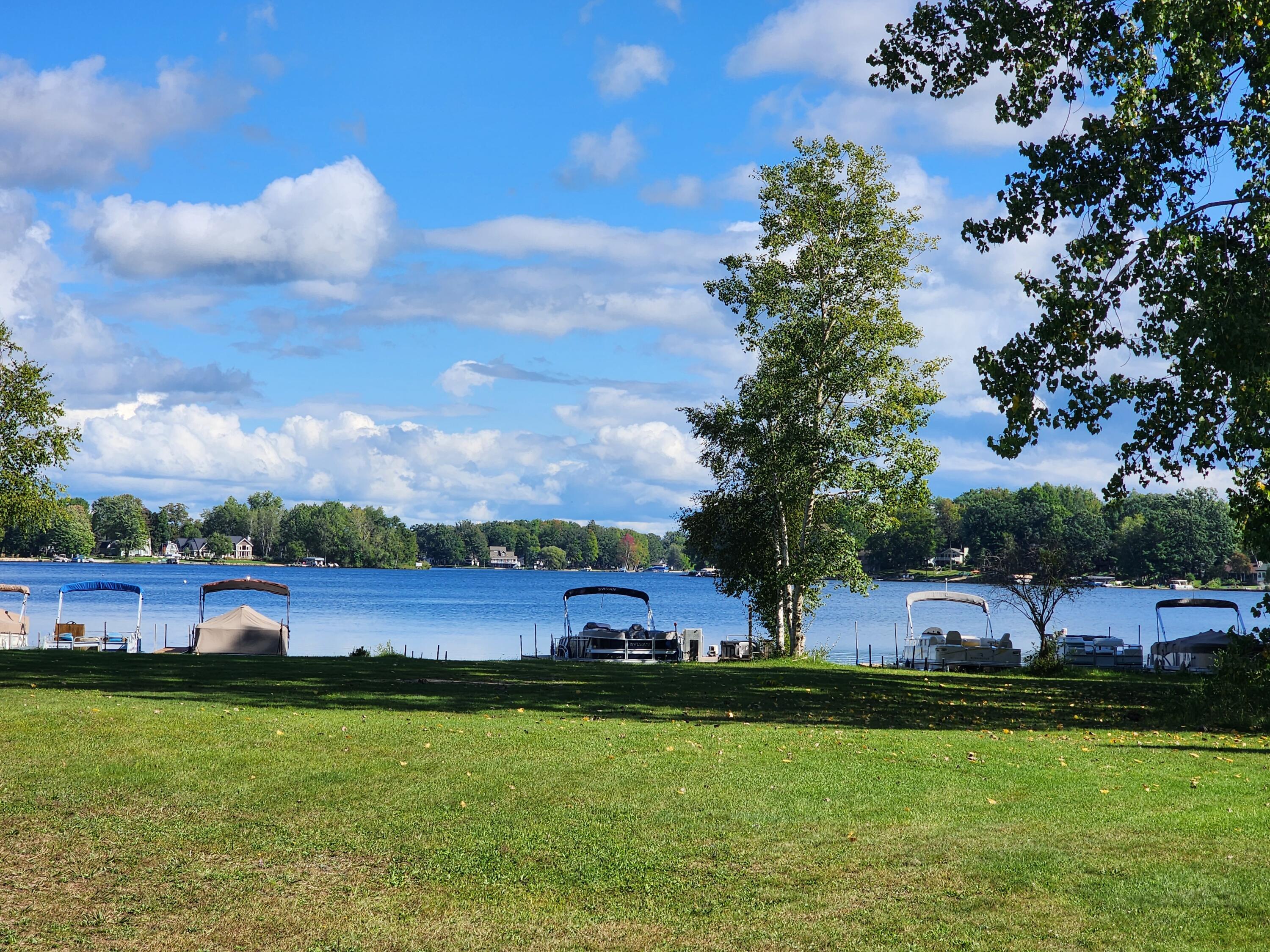 Image 3: View