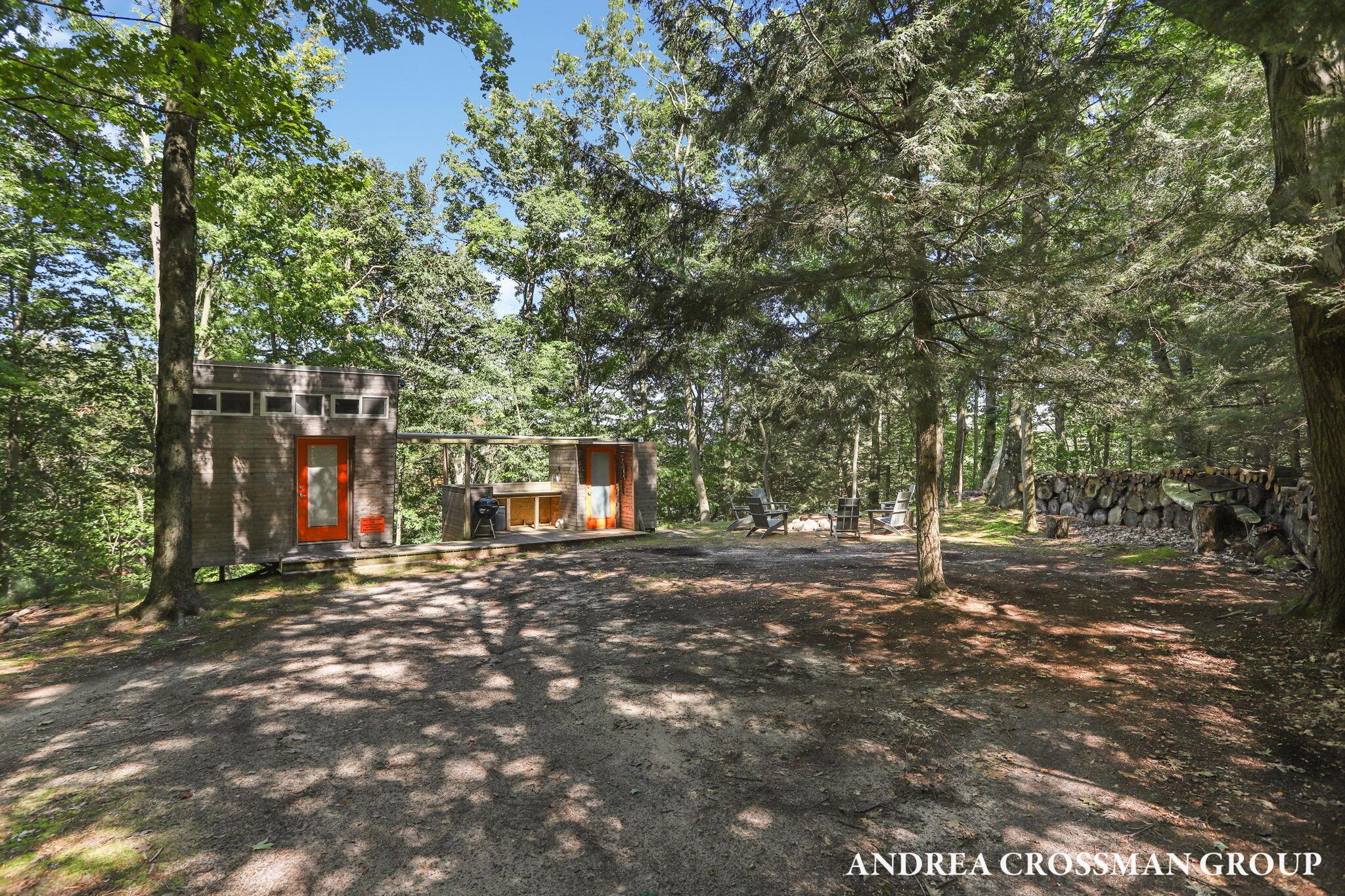 Image 4: 82-web-or-mls-lost-valley-rd